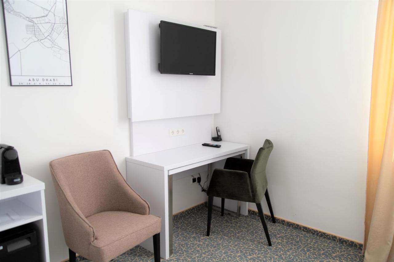 Amplidi Hotel ハノーファー エクステリア 写真