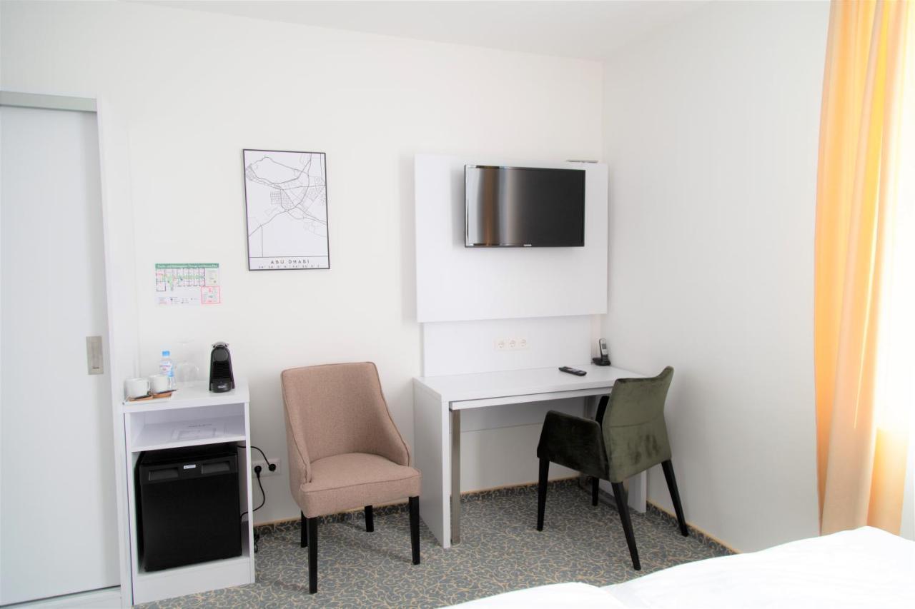 Amplidi Hotel ハノーファー エクステリア 写真