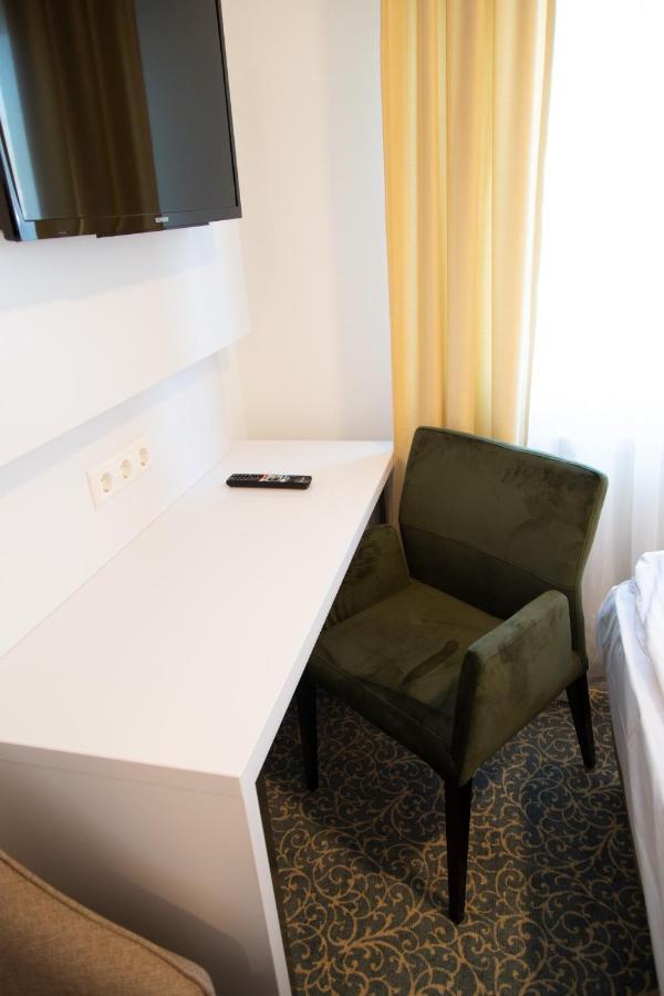 Amplidi Hotel ハノーファー エクステリア 写真