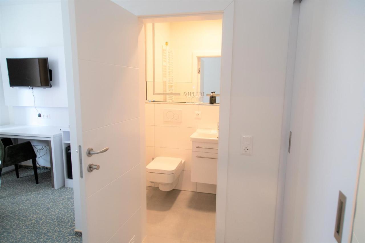 Amplidi Hotel ハノーファー エクステリア 写真